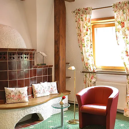 Deutschherrenhof 3*