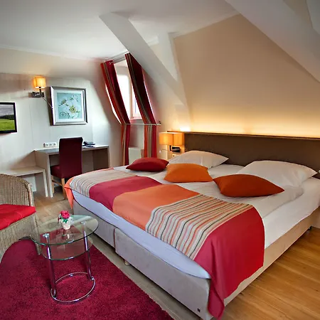 Deutschherrenhof Vendégház 3*