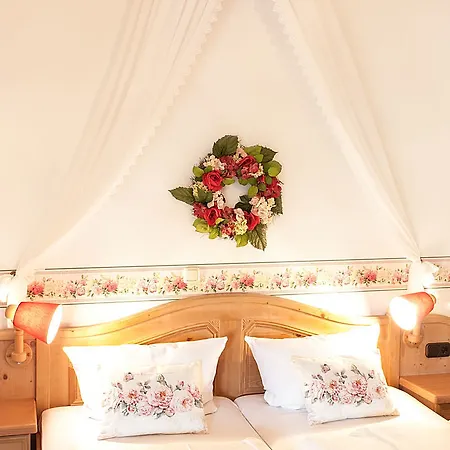 Deutschherrenhof Guest house Zeltingen-Rachtig