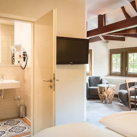 Deutschherrenhof 3*