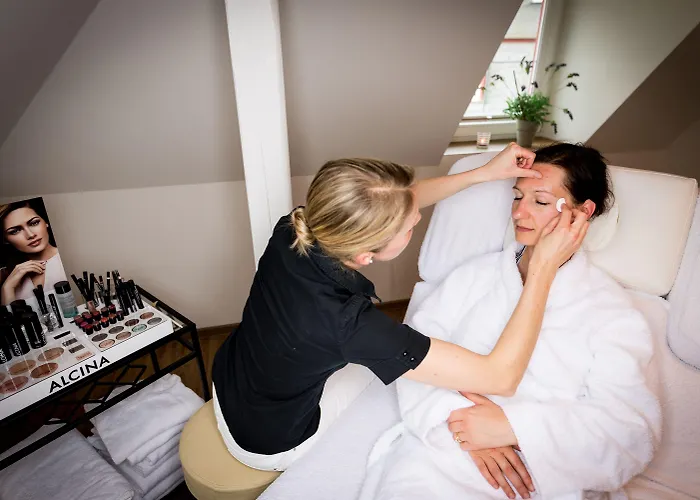 Deutschherrenhof בית הארחה 3*