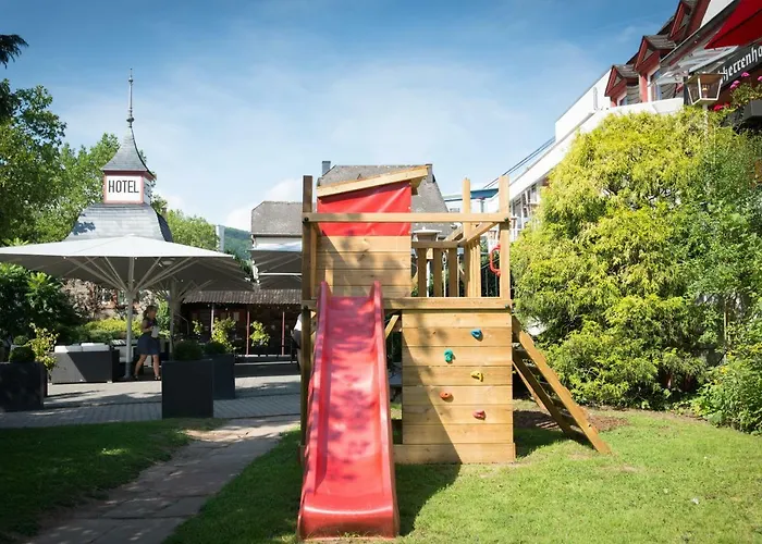 Deutschherrenhof Casa de hóspedes 3*